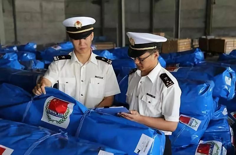 怎么查询快递是否被海关扣住
