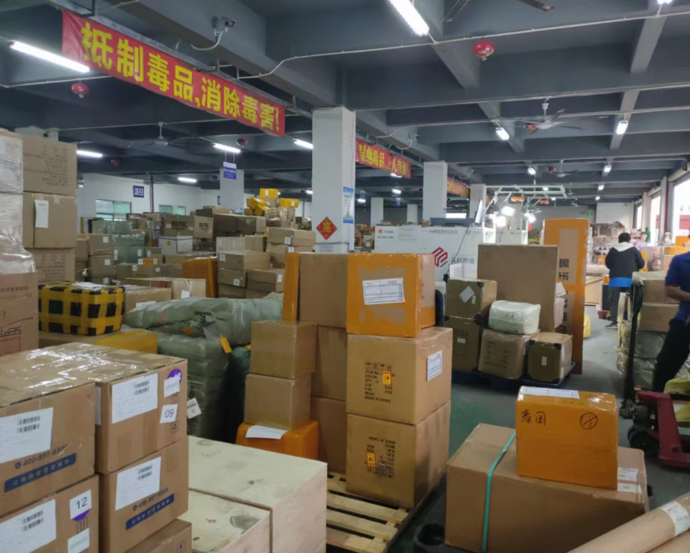 邮寄食品到国外有什么规矩(怎么给国外的朋友寄零食)