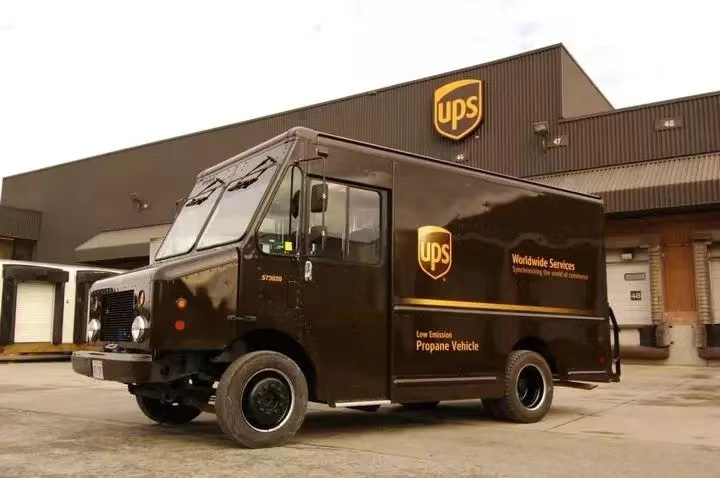 UPS快递基本运费计算方法及价格